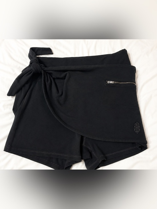 FP Movement by Free People Pants - FP Movement Free People Black Wrap Tie Skort Zip Pocket Built In Shorts M